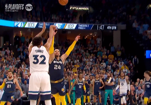  爱德华兹三分绝杀森林狼险胜步行者迎重要卡位战