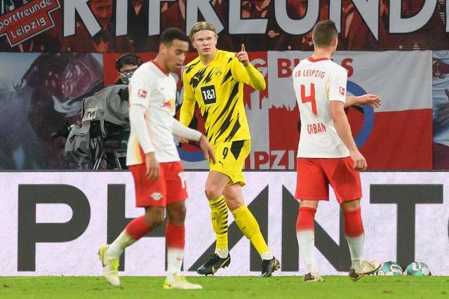  桑乔复出传射建功，德甲天才少年重拾巅峰状态  