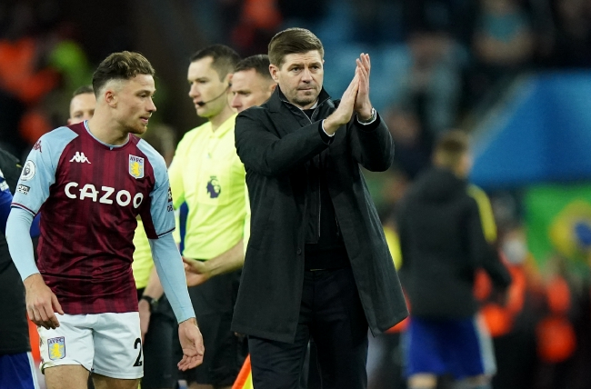 九游体育官网- 维拉主帅杰拉德受质疑，管理层暂未考虑换帅  